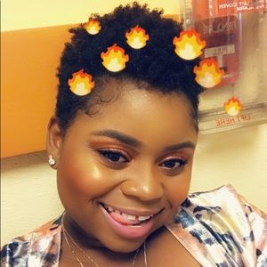 Meet your Posher, Carline